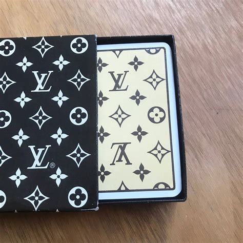 louis vuitton card deck.